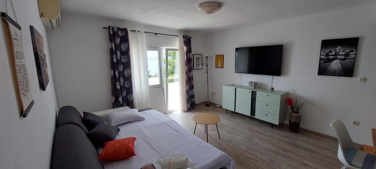 Apartments Dana Omis Ruang foto
